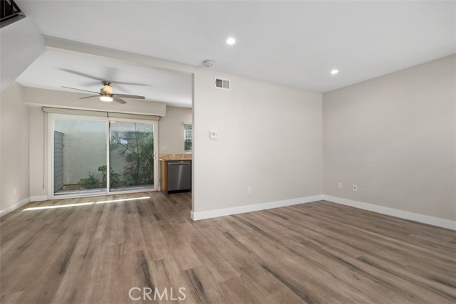 Detail Gallery Image 6 of 34 For 33602 Blue Lantern St #B,  Dana Point,  CA 92629 - 2 Beds | 1 Baths