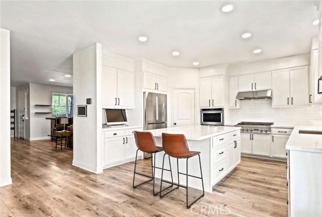 Detail Gallery Image 7 of 27 For 40148 Emily Pl, Murrieta,  CA 92563 - 4 Beds | 3 Baths