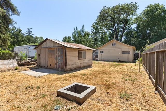 1135 Oakdale Street, Chico CA: https://media.crmls.org/medias/44e8f6e2-165b-4b3f-9200-9907bea05b61.jpg
