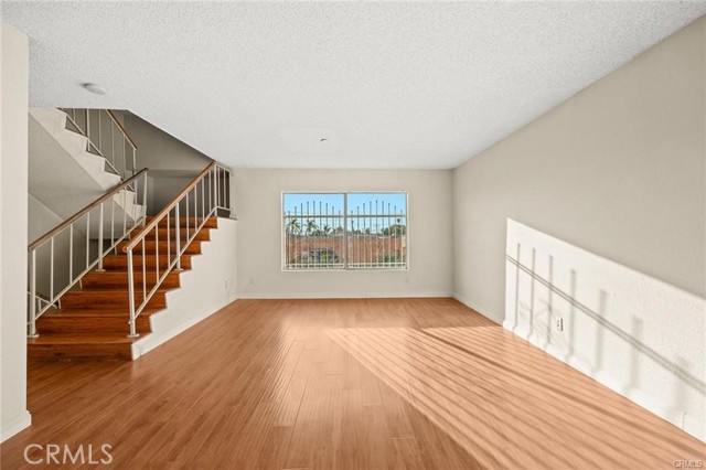 Detail Gallery Image 3 of 18 For 11331 Elliott Ave #21,  El Monte,  CA 91732 - 3 Beds | 3 Baths