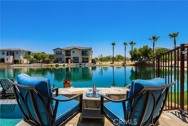 43228 Bacino Court, Indio CA: https://media.crmls.org/medias/44ea2473-bfde-44bd-91bc-96b070a8095c.jpg