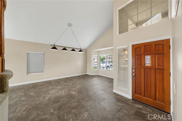 23573 Spindle Way, Murrieta CA: https://media.crmls.org/medias/44ea62d4-161b-4f27-85d9-4905ea91f4a9.jpg