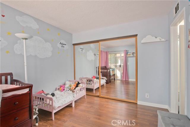 28415 Seco Canyon Road, Saugus CA: https://media.crmls.org/medias/44ea7dda-3e96-4501-bf5a-52ec8854bceb.jpg