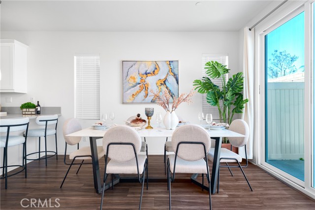 Detail Gallery Image 12 of 38 For 208 Bonita Ln, Rialto,  CA 92376 - 3 Beds | 2/1 Baths