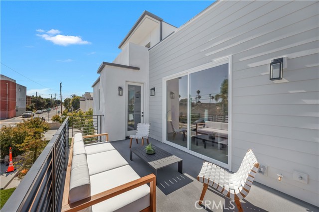 2405 Mathews Avenue, Redondo Beach CA: https://media.crmls.org/medias/44ecfdb3-0e9a-471b-8161-686d46082712.jpg