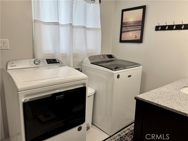 Detail Gallery Image 14 of 19 For 670 Thalia, Laguna Beach,  CA 92651 - 2 Beds | 2 Baths