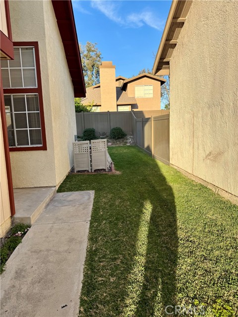 Detail Gallery Image 2 of 20 For 4 Gettysburg, Irvine,  CA 92620 - 3 Beds | 3 Baths