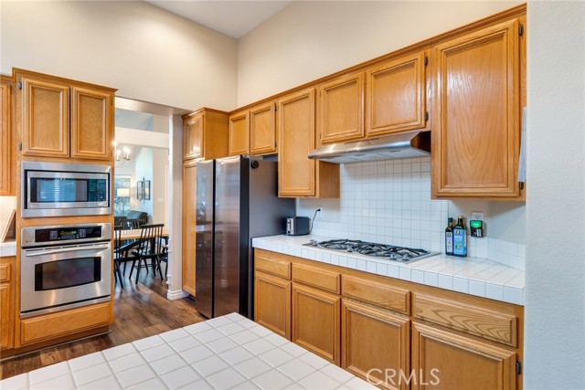 1648 Danbrook Place, Upland CA: https://media.crmls.org/medias/44ef1ee7-feb8-4ab8-997e-34fe28394d43.jpg