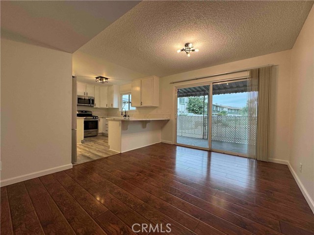 Detail Gallery Image 3 of 16 For 8245 Graham, Buena Park,  CA 90621 - 4 Beds | 2/1 Baths