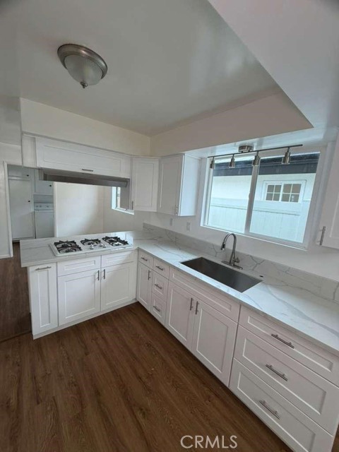 Detail Gallery Image 3 of 17 For 8000 Ben, North Hollywood,  CA 91605 - 3 Beds | 2 Baths