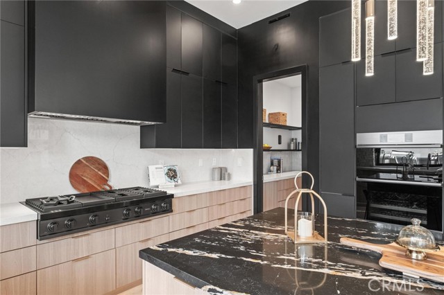 3609 Oak Avenue, Manhattan Beach CA: https://media.crmls.org/medias/44effd49-4080-4ded-8c9b-1726cb02cc8e.jpg