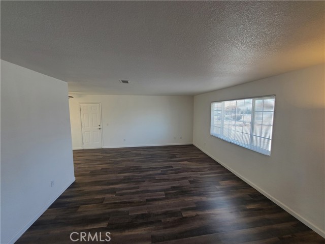 Image 3 for 11345 Otowi Rd, Apple Valley, CA 92308