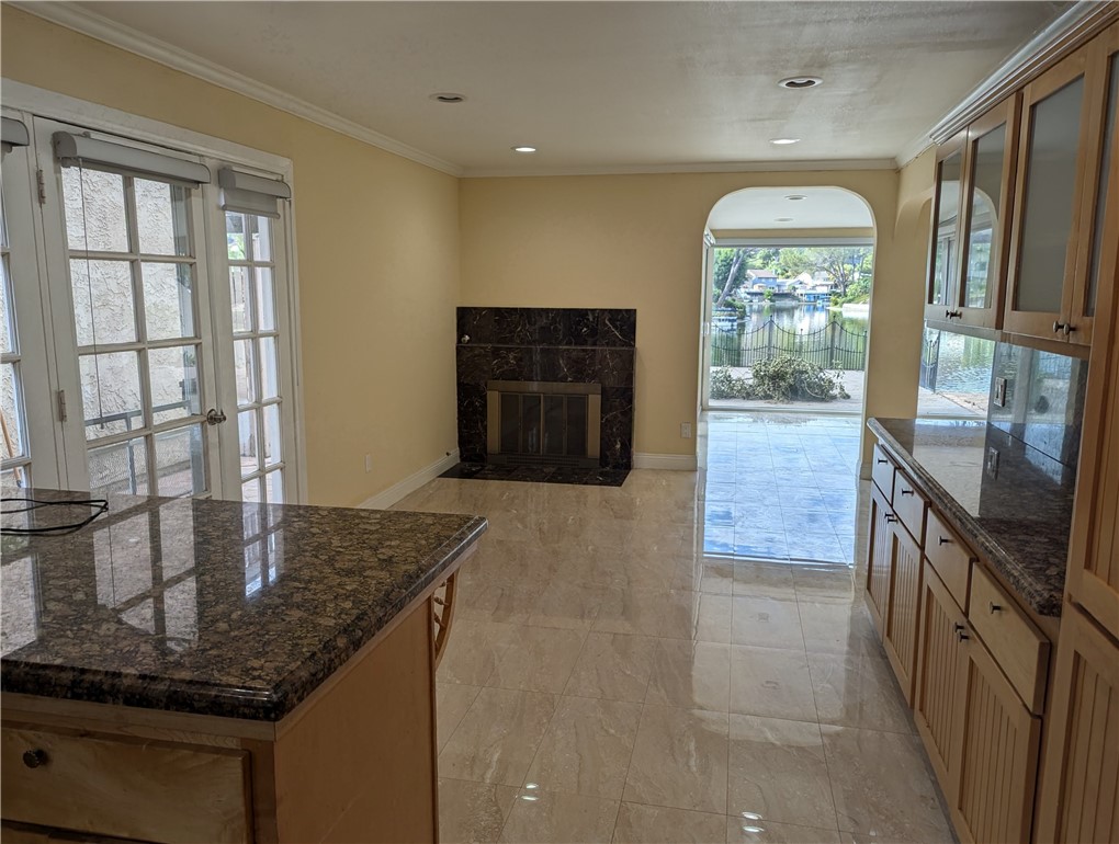 Detail Gallery Image 11 of 26 For 30672 Lakefront Dr, Agoura Hills,  CA 91301 - 3 Beds | 2/1 Baths