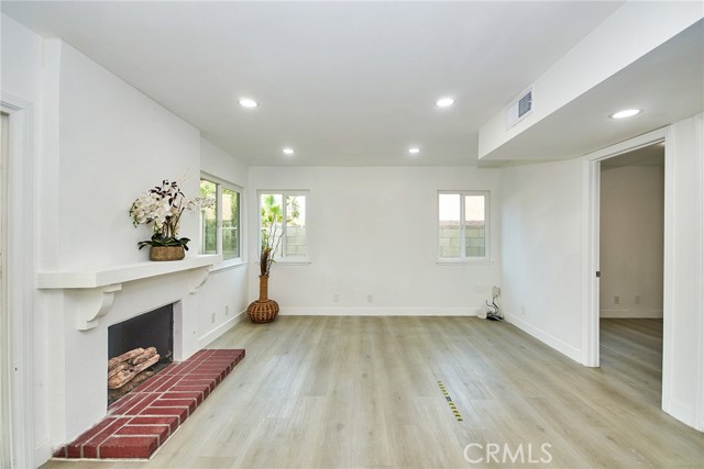 Detail Gallery Image 7 of 37 For 2028 E Lainie St, West Covina,  CA 91792 - 4 Beds | 3 Baths