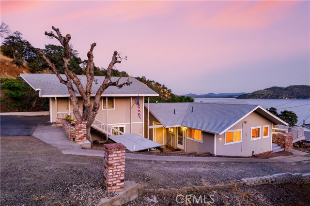 13041 San Joaquin Avenue, Clearlake CA: https://media.crmls.org/medias/44f165d2-3a9a-4b79-9784-53887c96b4ba.jpg