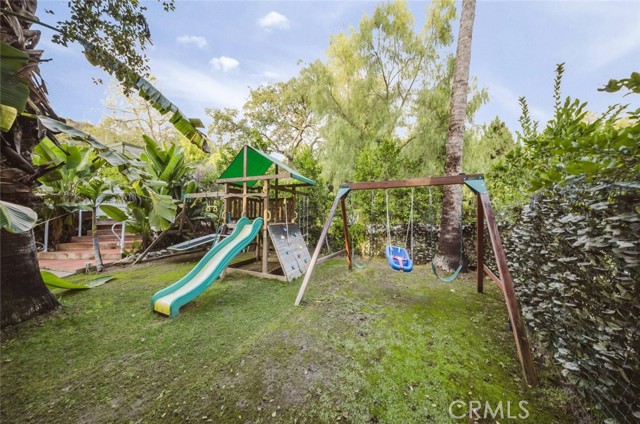 Detail Gallery Image 41 of 49 For 2255 E Chevy Chase Dr, Glendale,  CA 91206 - 4 Beds | 3 Baths