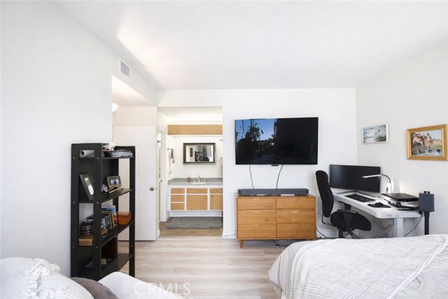 Detail Gallery Image 27 of 32 For 12061 Brighton Riv, Unit 47, Fountain Valley,  CA 92708 - 2 Beds | 1 Baths