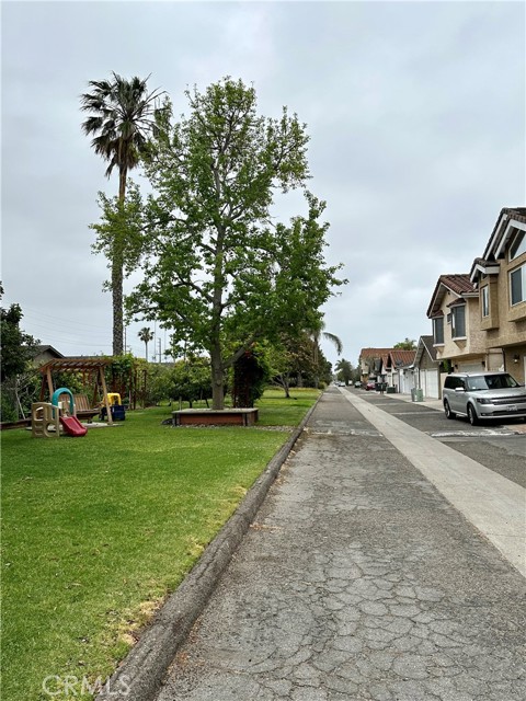 1842 Lake Street, Huntington Beach CA: https://media.crmls.org/medias/44f4b23e-c95b-4eb6-bc09-be0dc8d65219.jpg