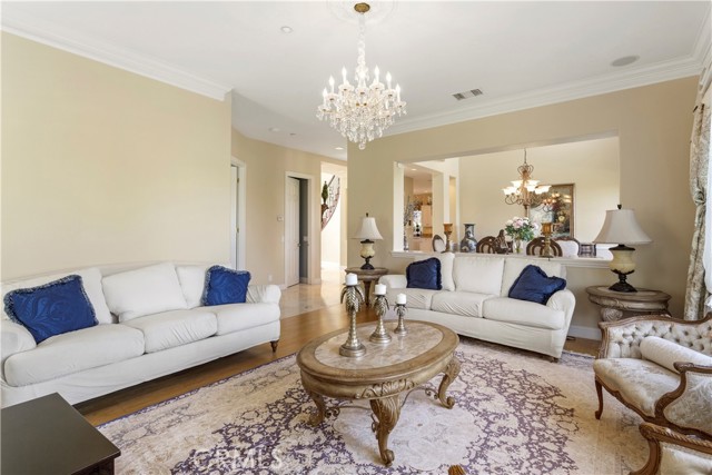 Detail Gallery Image 10 of 48 For 2493 Woodcreek, Camarillo,  CA 93012 - 5 Beds | 5/1 Baths