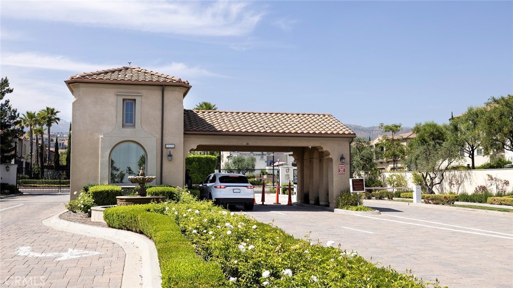 20439 Paseo Altisse