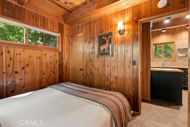 813 Poe Court, Lake Arrowhead, CA 92352