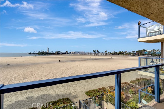 Detail Gallery Image 3 of 73 For 1 3rd Pl #302,  Long Beach,  CA 90802 - 2 Beds | 2 Baths