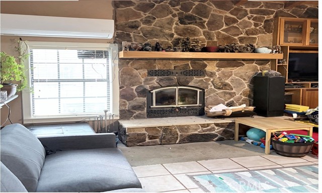 Image 8 of 38 For 16778 Lawson Valley Rd.