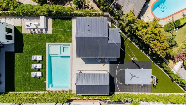 Detail Gallery Image 29 of 37 For 16711 Moorpark St, Encino,  CA 91436 - 6 Beds | 6/1 Baths
