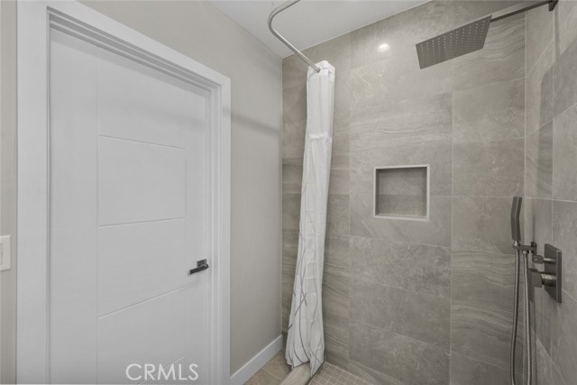 Detail Gallery Image 27 of 41 For 6820 Jellico Ave, Van Nuys,  CA 91406 - 3 Beds | 2 Baths