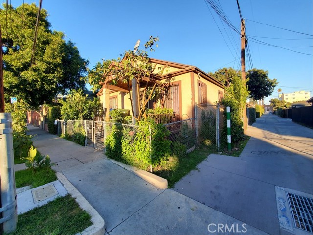 5116 Towne Ave, Los Angeles, CA 90011