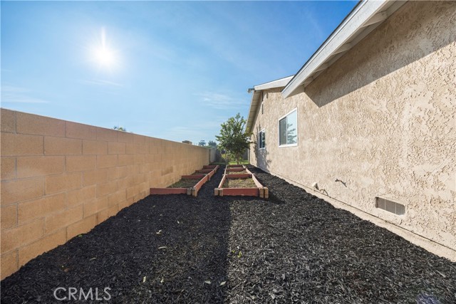 Detail Gallery Image 27 of 32 For 423 Montezuma St, Ontario,  CA 91762 - 3 Beds | 2 Baths