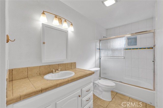 Detail Gallery Image 25 of 35 For 16572 Patricia Ln, Huntington Beach,  CA 92647 - 4 Beds | 2 Baths