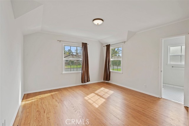 Detail Gallery Image 11 of 19 For 6959 Chisholm Ave, Van Nuys,  CA 91406 - 3 Beds | 2 Baths