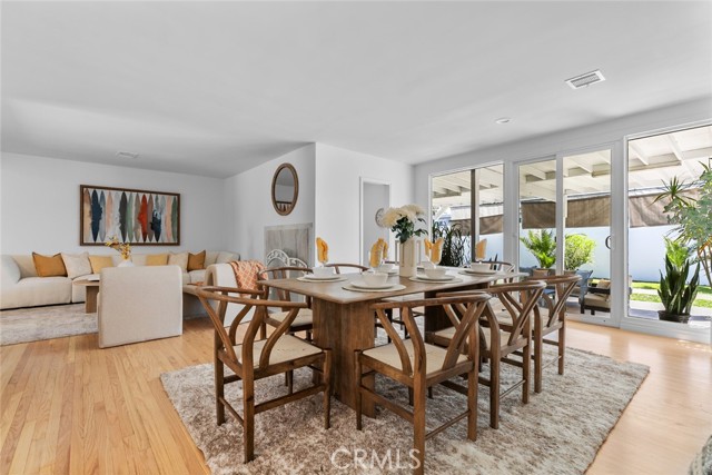Detail Gallery Image 20 of 68 For 6454 Baird Ave, Reseda,  CA 91335 - 4 Beds | 2/1 Baths