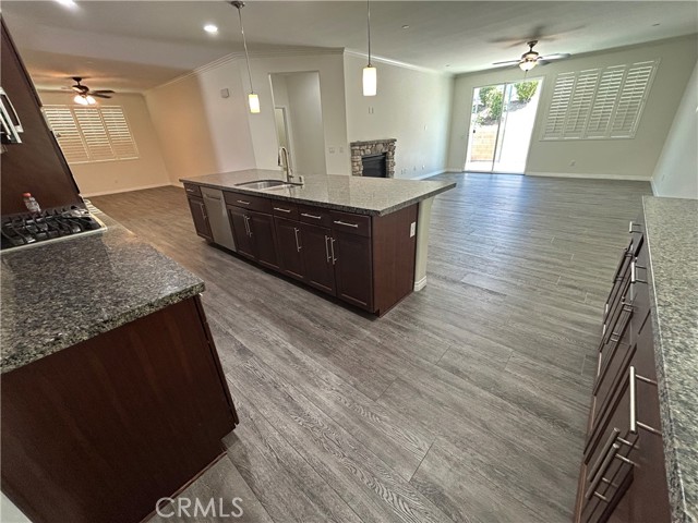38030 Turning Leaf Court, Murrieta CA: https://media.crmls.org/medias/4500f8b8-4f91-4ee9-875e-3e73fda2d0b8.jpg