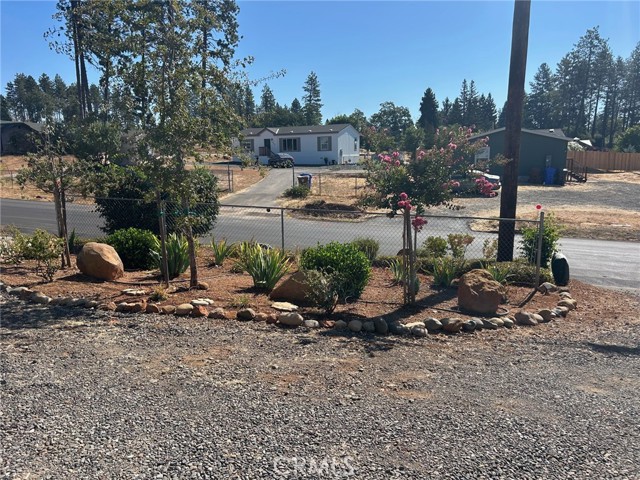 6243 Oak Way, Paradise CA: https://media.crmls.org/medias/4501f6c5-5529-4cc6-ad02-3846a89a349e.jpg