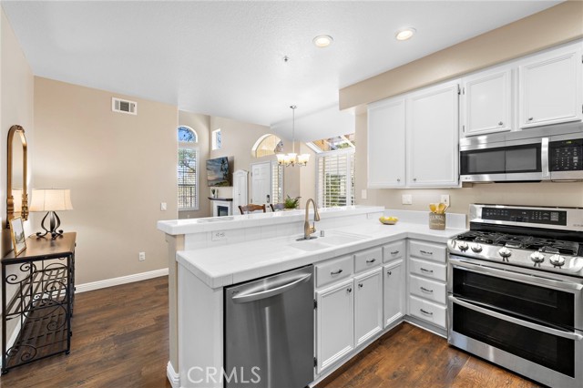 Detail Gallery Image 8 of 36 For 68 Tierra Montanosa, Rancho Santa Margarita,  CA 92688 - 3 Beds | 3 Baths