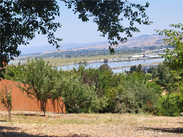 Detail Gallery Image 9 of 21 For 112 Harrier Ave, Vallejo,  CA 94590 - – Beds | – Baths