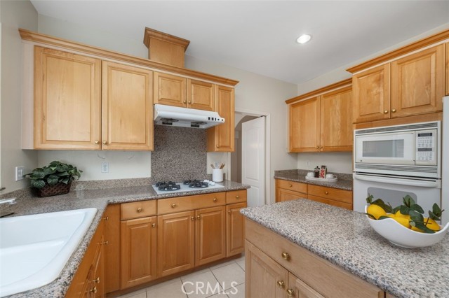 Detail Gallery Image 18 of 47 For 137 Genoa St #B,  Arcadia,  CA 91006 - 3 Beds | 2/1 Baths