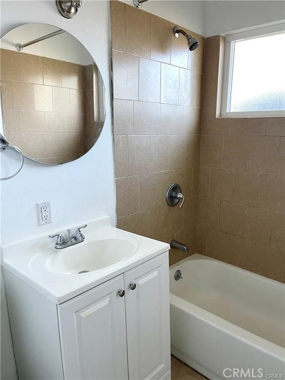 Detail Gallery Image 6 of 8 For 4830 Canoga St a,  Montclair,  CA 91763 - 2 Beds | 1 Baths