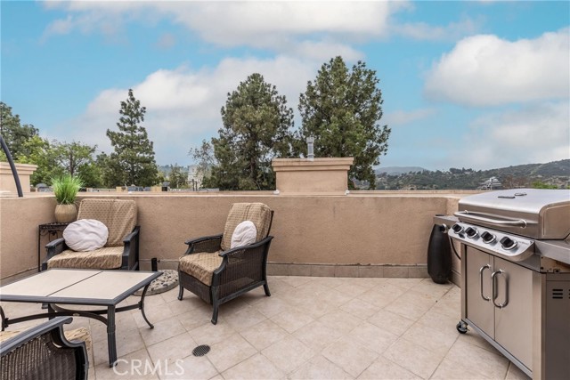 Detail Gallery Image 25 of 29 For 10130 Commerce Ave #2,  Tujunga,  CA 91042 - 2 Beds | 2 Baths