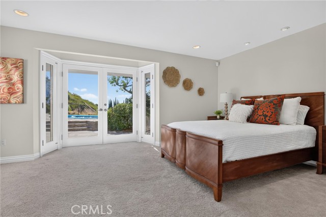 18658 Brymer Street photo 26