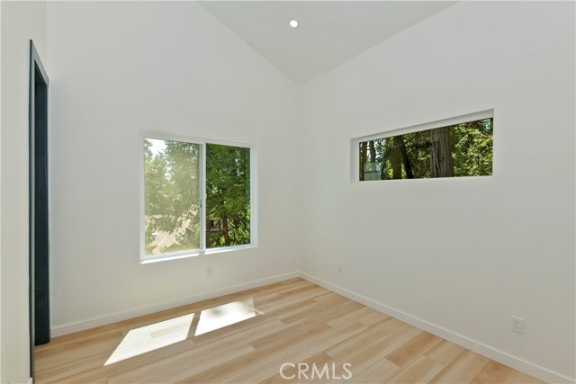 Detail Gallery Image 32 of 46 For 441 Oriole Dr #3,  Twin Peaks,  CA 92391 - 3 Beds | 1/1 Baths
