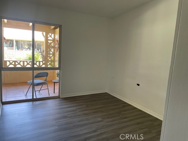 Detail Gallery Image 10 of 19 For 13601 Medinac Ln #72-C,  Seal Beach,  CA 90740 - 1 Beds | 1 Baths