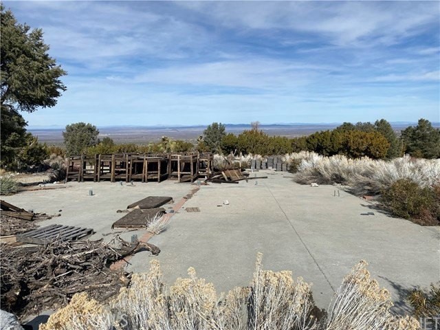 Detail Gallery Image 2 of 4 For 0 Vac Vic Pines 260 Ste 49, Llano,  CA 93544 - – Beds | – Baths