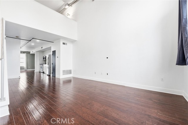 Detail Gallery Image 9 of 29 For 911 E Santa Ana, Santa Ana,  CA 92701 - 1 Beds | 2/1 Baths