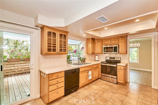 2108 Via Caliente, Fullerton CA: https://media.crmls.org/medias/4509da77-401e-4493-8251-6a56709ffa44.jpg