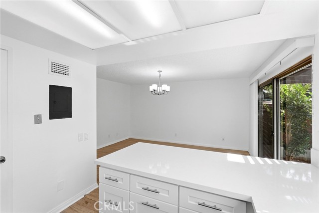 Detail Gallery Image 37 of 62 For 20120 Runnymede St #17,  Winnetka,  CA 91306 - 3 Beds | 2/1 Baths