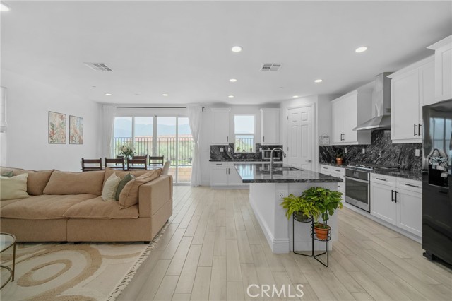 24205 Selwood Drive, Corona CA: https://media.crmls.org/medias/450a522d-8673-42fe-b0a7-a17e00e66e3a.jpg