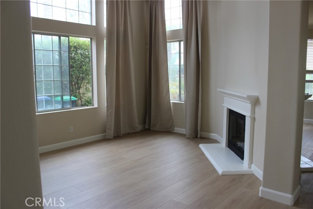 26452 La Scala, Laguna Hills CA: https://media.crmls.org/medias/450acd02-989b-4e65-80b6-8a37b75e1aa6.jpg